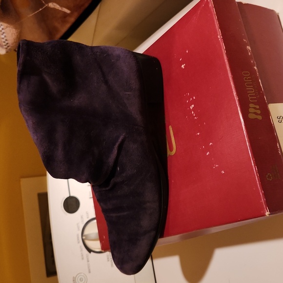 BOOTIES - Picture 7 of 9